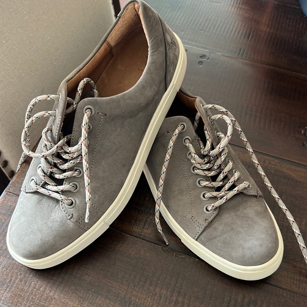 Women’s Frye Shoes